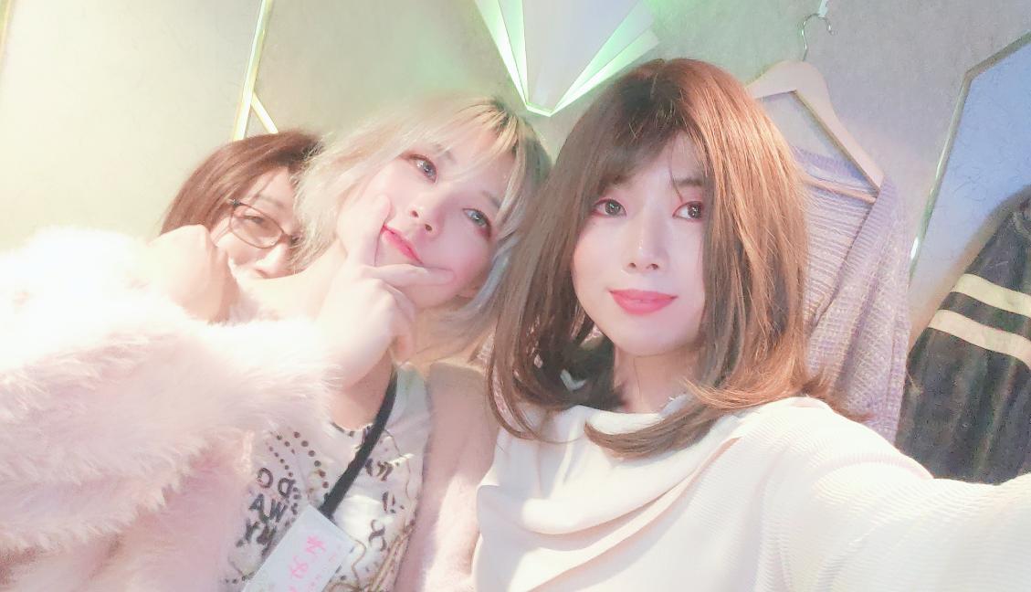 paruparuyuki39k's tweet image. 優ちゃんの誕生日パーティー🎂で、久々のしのぶさんとれみちゃんとほたてさんに会えたので....FUNFUNにいるより女の子クラブかと思いました〜🤭🤭🤭
#FUNFUN