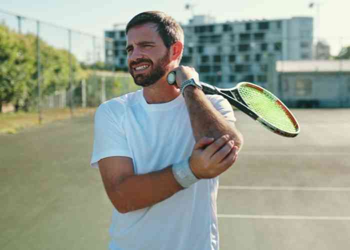 Elbow Fact of the Day! #TennisElbow repair surgery has a high success rate of 80-90%. Proper rehabilitation is necessary to reduce the risk of strength loss. Learn more here: medilink.us/ynf5 #elbowpain #elbowinjury