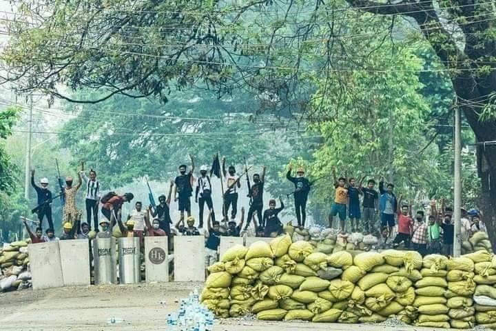 HsanLoatheCoup's tweet photo. Then and now https://t.co/ksuFhwoz3m