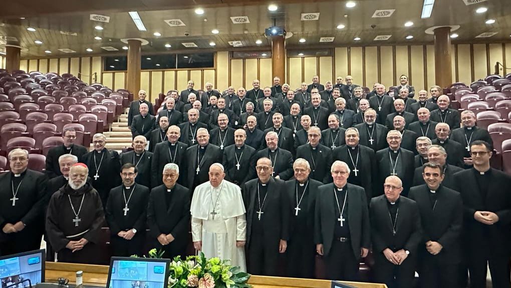 Esta mañana el Santo Padre ha recibido a los obispos de la Conferencia Episcopal Española. Junto al <a href="/Pontifex_es/">Papa León XIV</a> hemos podido analizar algunos de los retos que afronta la Iglesia en nuestro país.