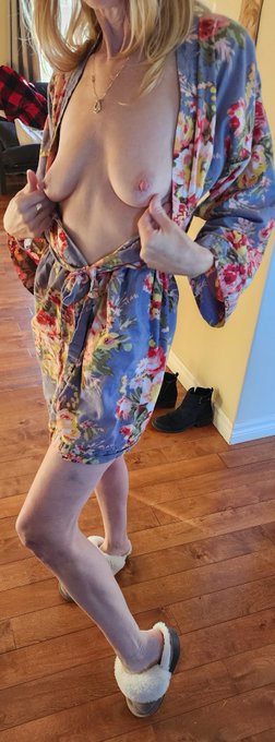 Getting ready to cook breakfast! What is everyone having?  #hotwife #tits #boobs #hotmom #sexywife #tinywoman<a href="/tag/porn"class="tags"><span>#porn</span></a><a href="/tag/cougar"class="tags"><span>#cougar</span></a><a href="/tag/boobs"class="tags"><span>#boobs</span></a><a href="/tag/xxx"class="tags"><span>#xxx</span></a><a href="/tag/nsfw"class="tags"><span>#nsfw</span></a><a href="/tag/tits"class="tags"><span>#tits</span></a><a href="/tag/hotwife"class="tags"><span>#hotwife</span></a>