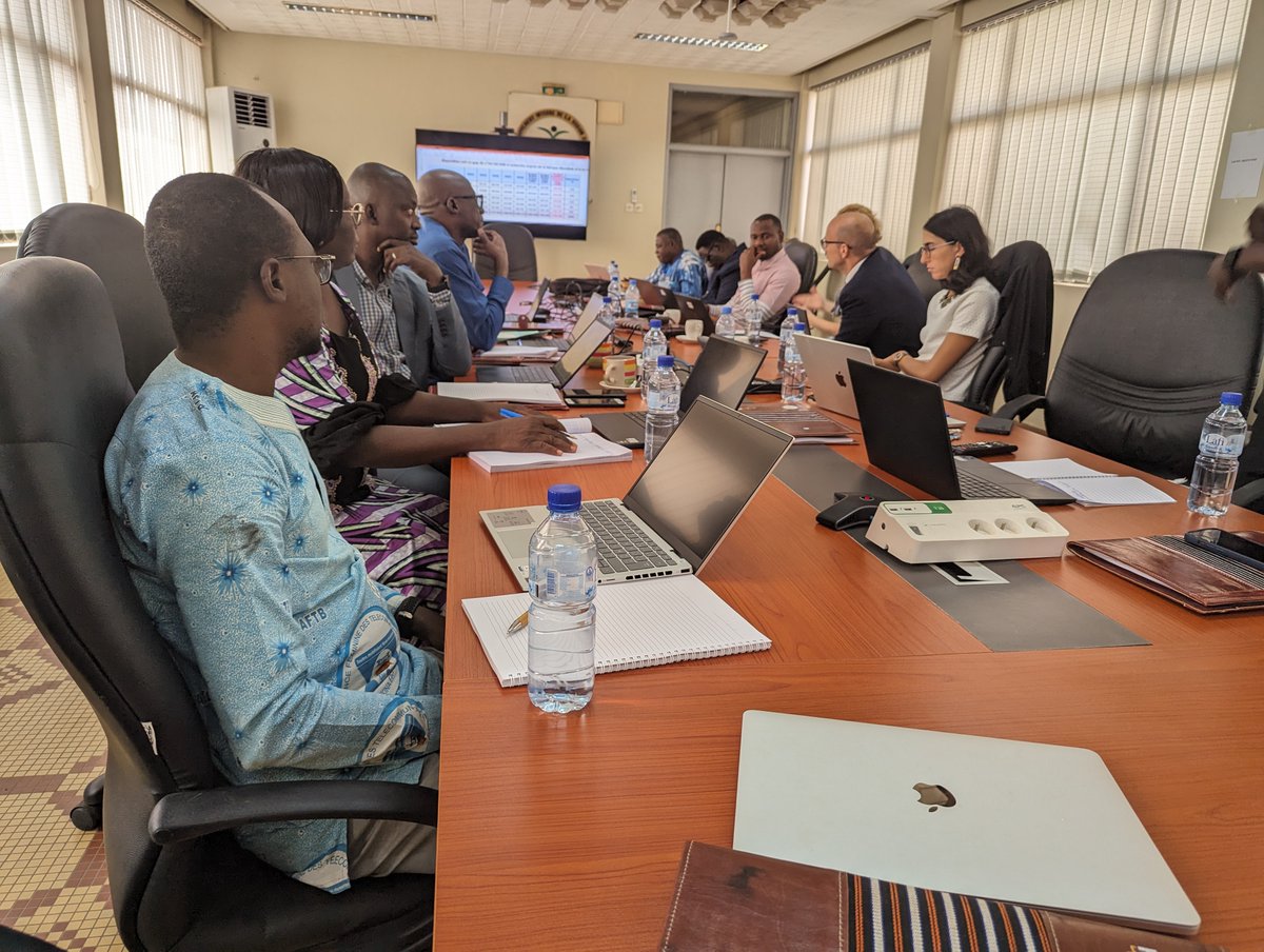 LiptakoG's tweet image. Projet Communautaire de Relèvement et de Stabilisation du Sahel #PCRSS
L&apos;ALG reçoit jusqu&apos;au 1er Déc la @WorldBank pour le suivi, la planification et l&apos;exécution du projet au niveau régional.