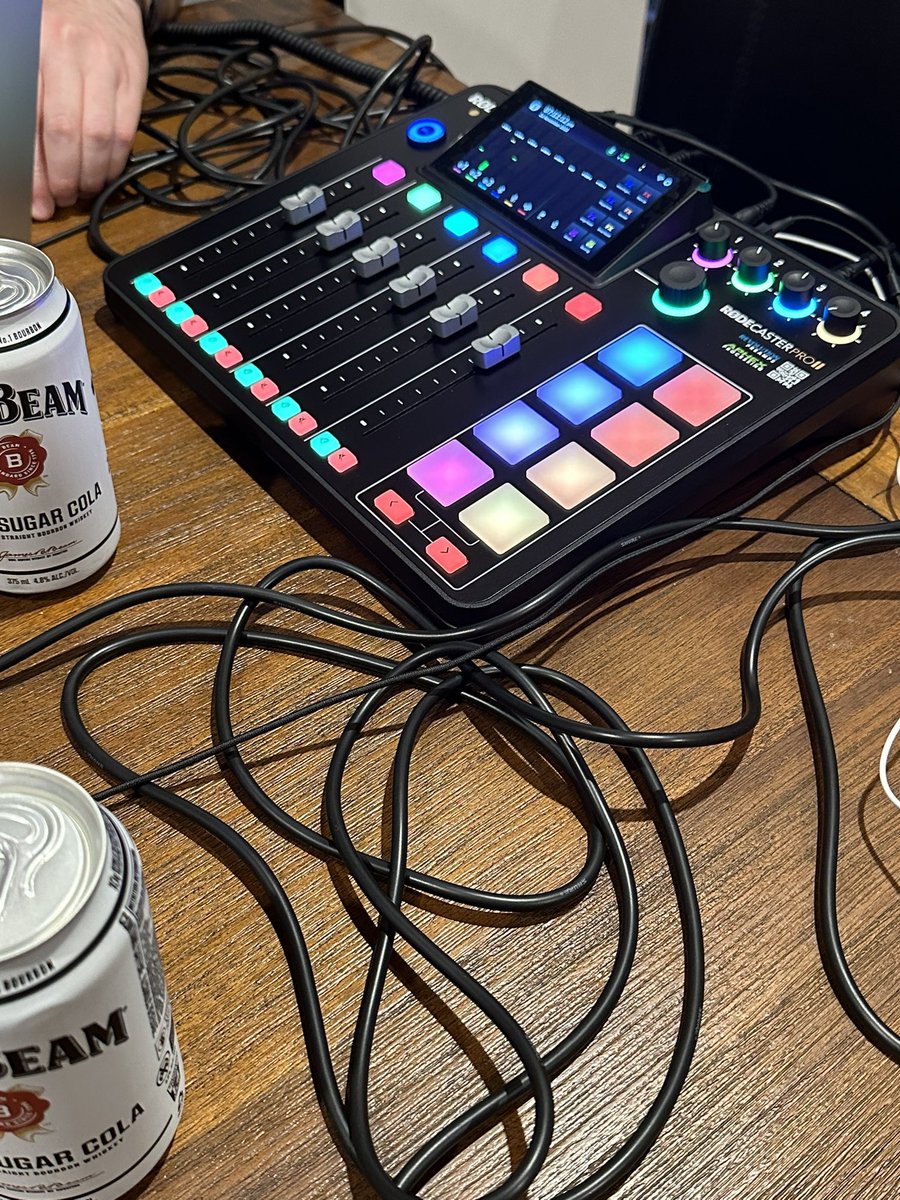 JunkertownFM's tweet photo. Just finished recording an absolute masterpiece/shit show!
Be sure to be follow &amp; subscribe for next episode

#podcast #podcasting #australianpodcast https://t.co/1BA4gO1WnV