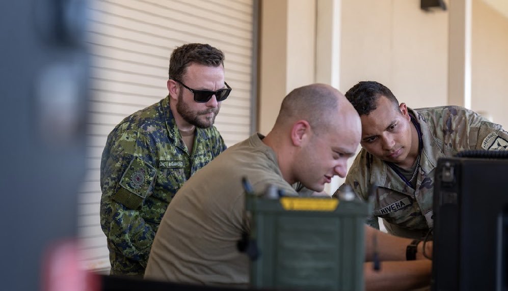 Royal Signals tweet media