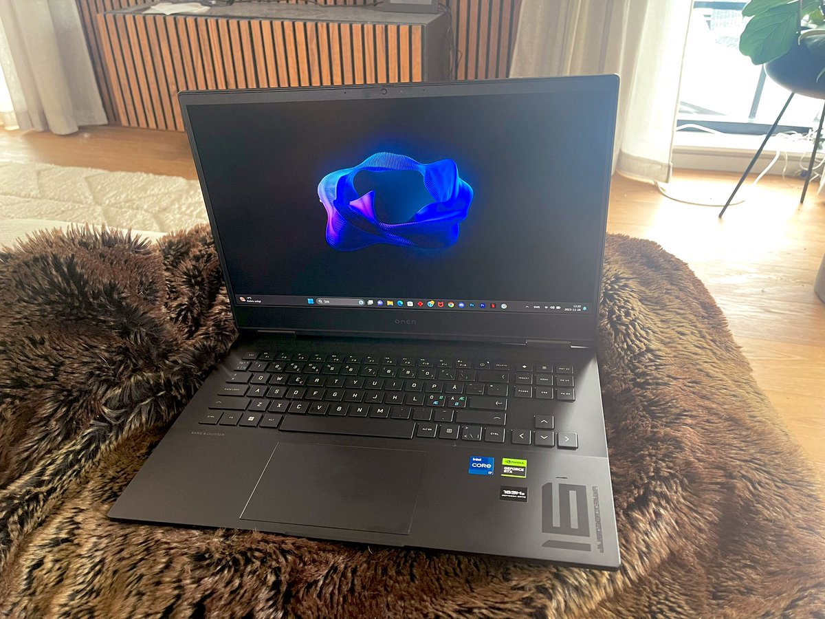 gabbietv's tweet photo. Thank you @IntelGaming for this majestic laptop 😍 i7 with a 4060 ❤️

Check out their latest 14th Gen CPU’s here: https://t.co/riHRveSZgq - They’re drool level!!! #ad https://t.co/yhjxEBnbbM