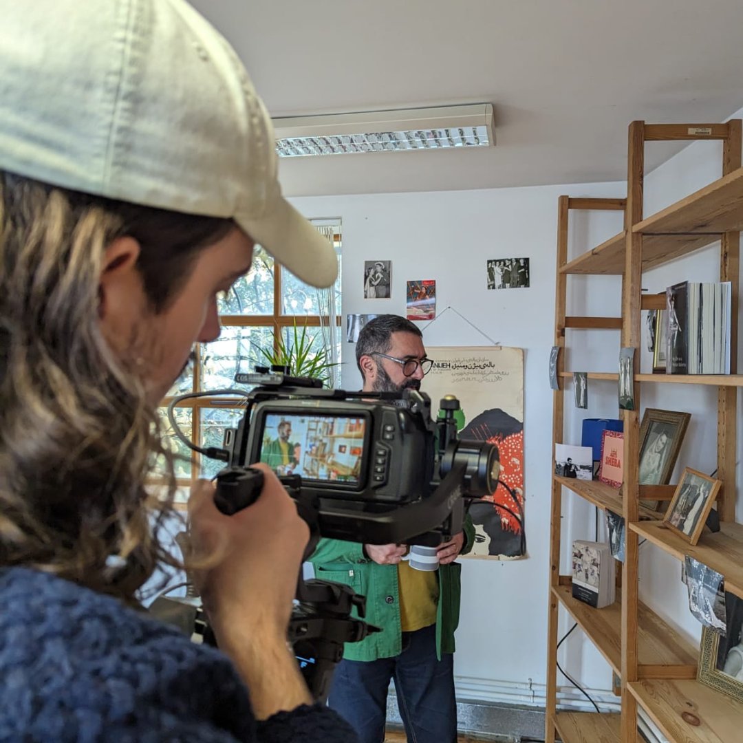 haidehandnejad's tweet photo. Have you seen our launch video yet? 📷
Here are some fun behind the scenes photographs, taken on the day of filming with our filmmaker Bryn (Leaf St. Productions), Hormoz Ahmadzadeh, and musician Dana Ismaili!
#HaidehAndNejad #HNProject #Iranian #Kurdish #Heritage https://t.co/VgnO7JsztT