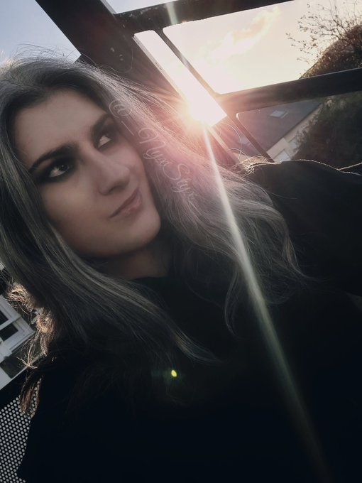 Le soleil qui fait du bien 😌 https://t.co/bpil2cpWhQ