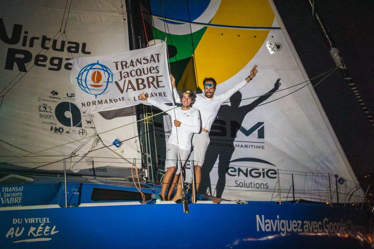 "Félicitations à l’équipage Google Chrome qui a franchi la ligne d’arrivée dans la nuit de dimanche à lundi, après 22 jours, 12 heures et 19 minutes de course effrénée, au cœur de l’incroyable Transat Jacques Vabre !