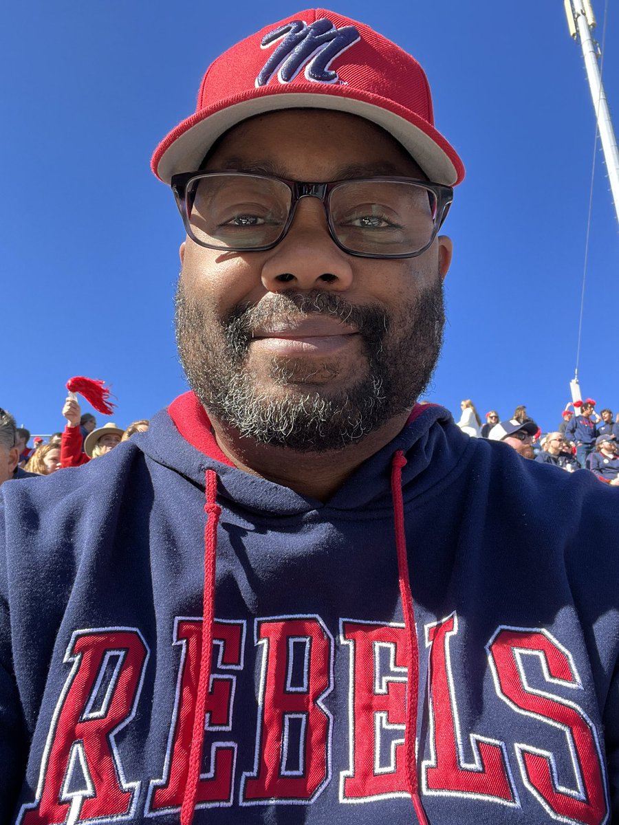 Larz Roberts (@larzroberts) on Twitter photo 