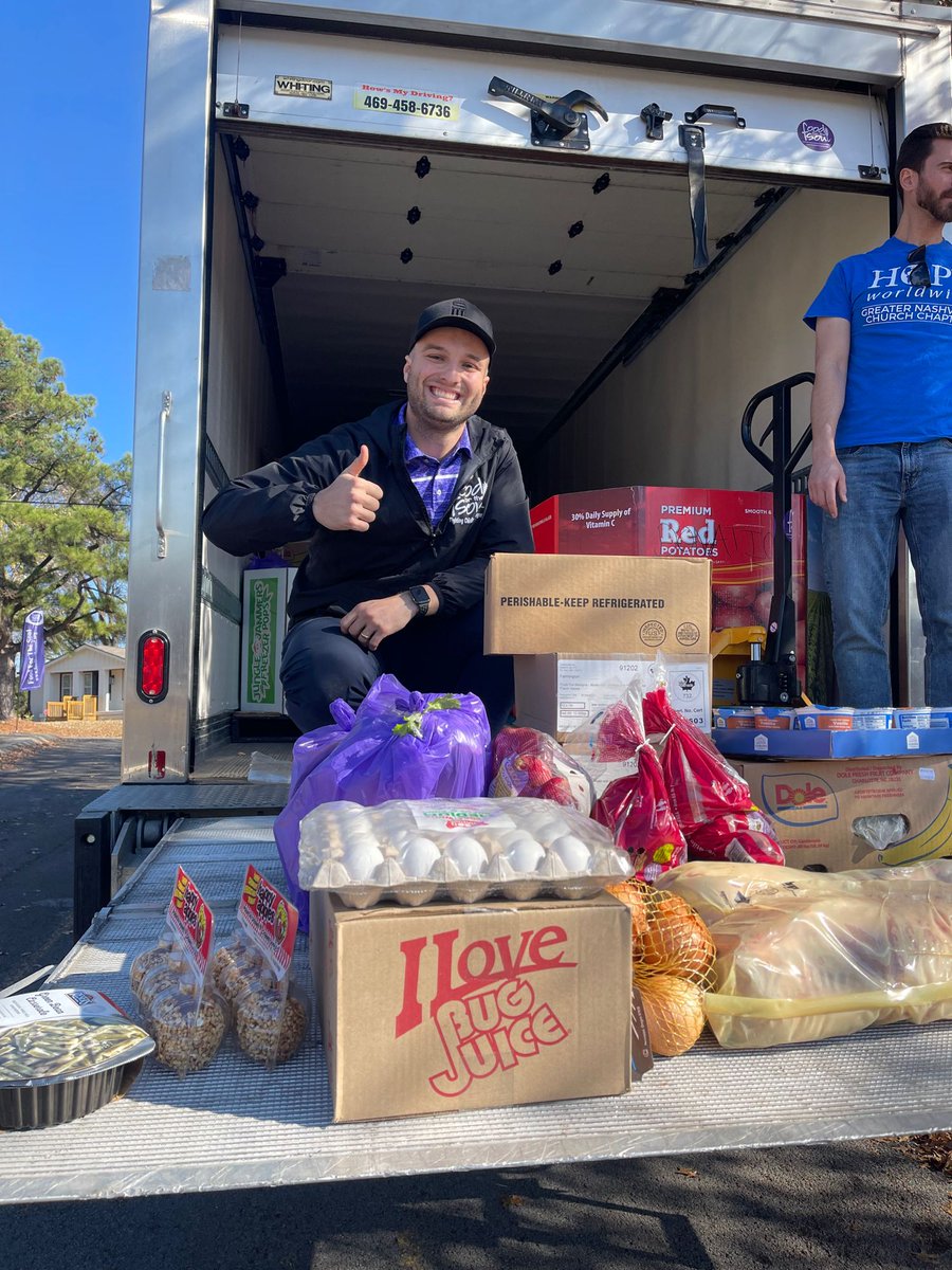 #GivingTuesday 🟣

Your support allows us to continue to share God’s love to our community by providing free food to our neighbors in need!

This picture is from our recent distribution where we provided food bundles (shown below) to feed the whole family over Thanksgiving break!