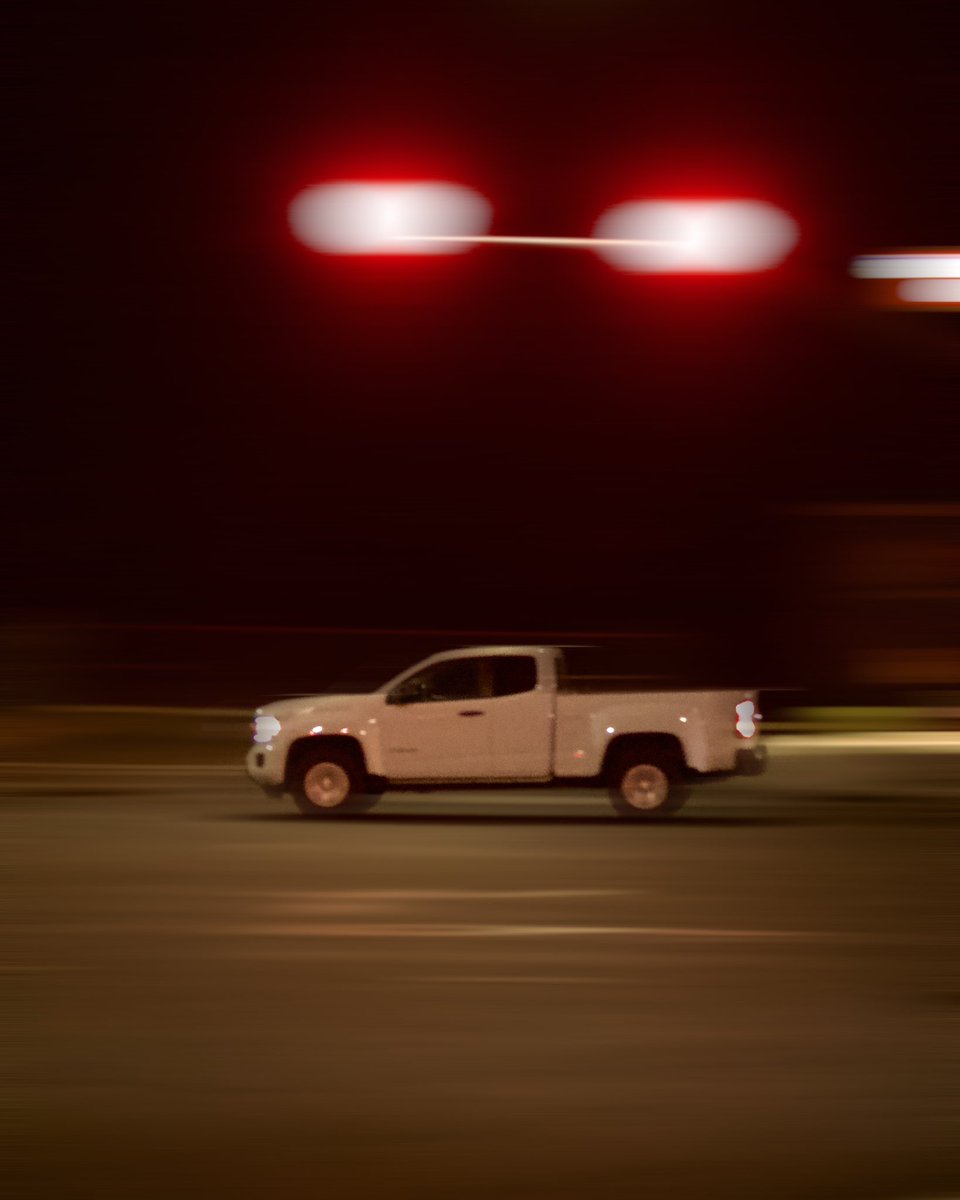 Rayeed_Hoque's tweet photo. Capturing speed with just a short 📸

📷 Taken on Canon EOS Rebel T5
Lens: 18-55
⚙️Iso: 1600 F: 5.6 Shutter: 1/30

#photographer #photograghy #Car #Folllow #Like https://t.co/kKP51JwUn1