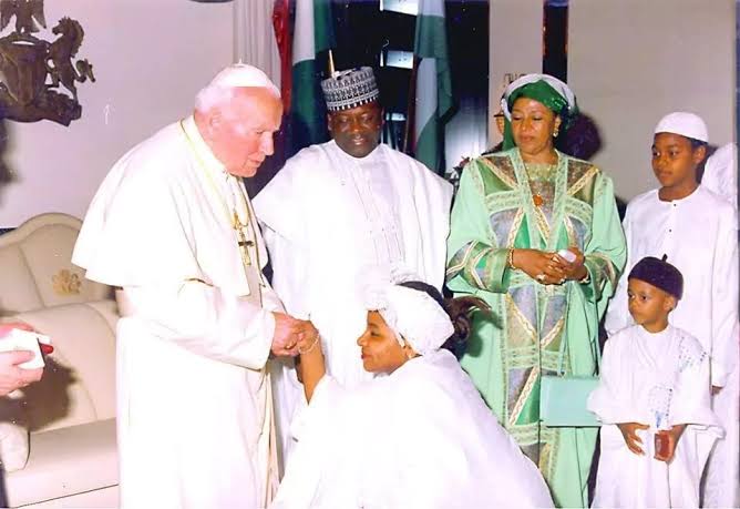 Pope John Paul II Visited Abacha And His Family In Abuja Nigeria 🇳🇬 1998