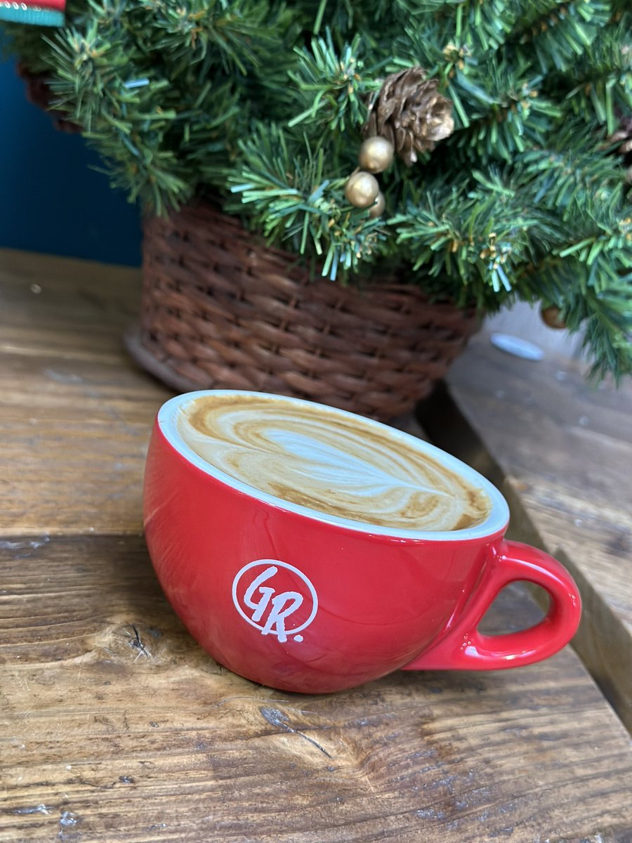 A nice flat white with lunch. #LoveCoffeeLovePeople