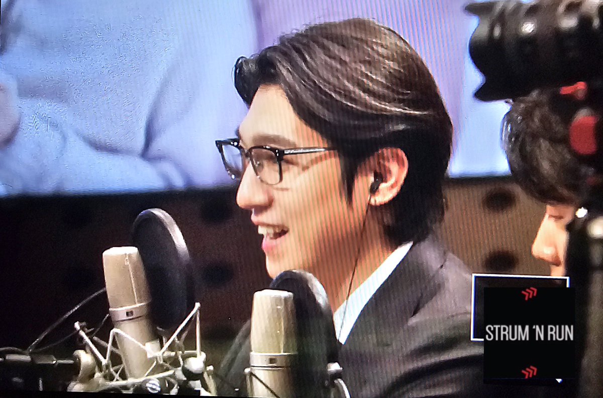 231128 데키라

#성진 #Sungjin #데이식스 #DAY6

와….(너무 멋있어서 말이 안나옴)