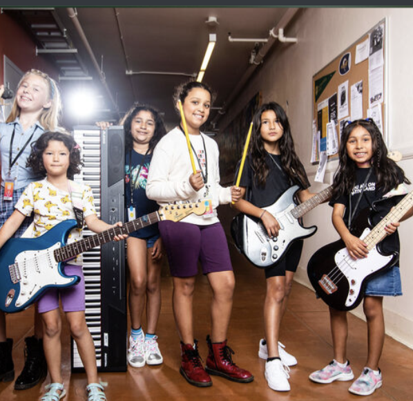 JsrStrategies's tweet photo. Every year, JSR Strategies gives on behalf of our staff and contractors. Today we gave to Girls Rock in honor of @sactowna and her family. Girls do ROCK, Angela, thank you for your commitment to this organization and our community.

https://t.co/73lswMa9aH https://t.co/EvhbhUKZGt