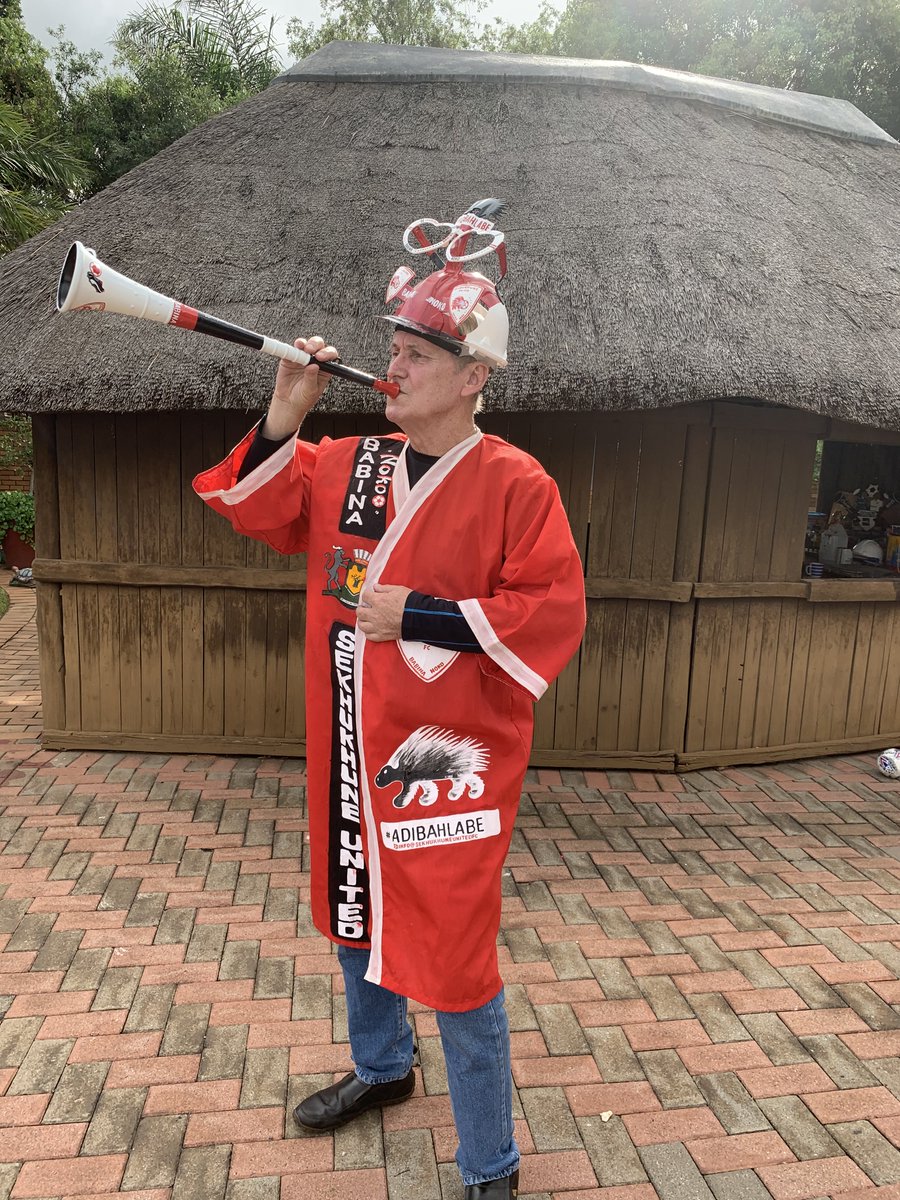 Hand Painted Dust coats

Wear your favourite soccer team's colours to the stadium!

📷 +27 (0)11 022-5920
📷 info@makarapa.co.za
makarapa.co.za

Trademark holders of Makarapa®
#Makarapa