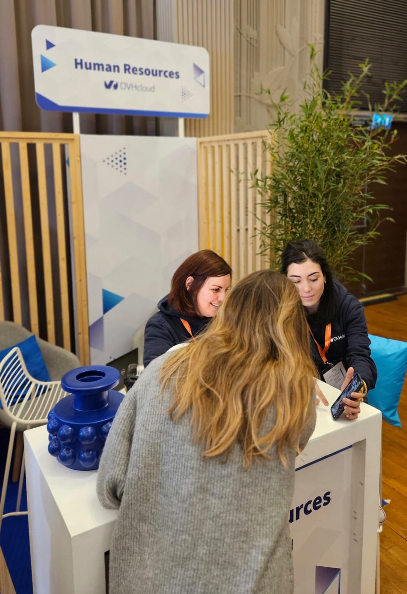 Join us at #OVhcloudSummit today where our dedicated #HR teams are ready to answer any questions you may have! 
✨ We can't wait to see you all there! 
#Excited #Engagement #OVHcloud #Oneteam