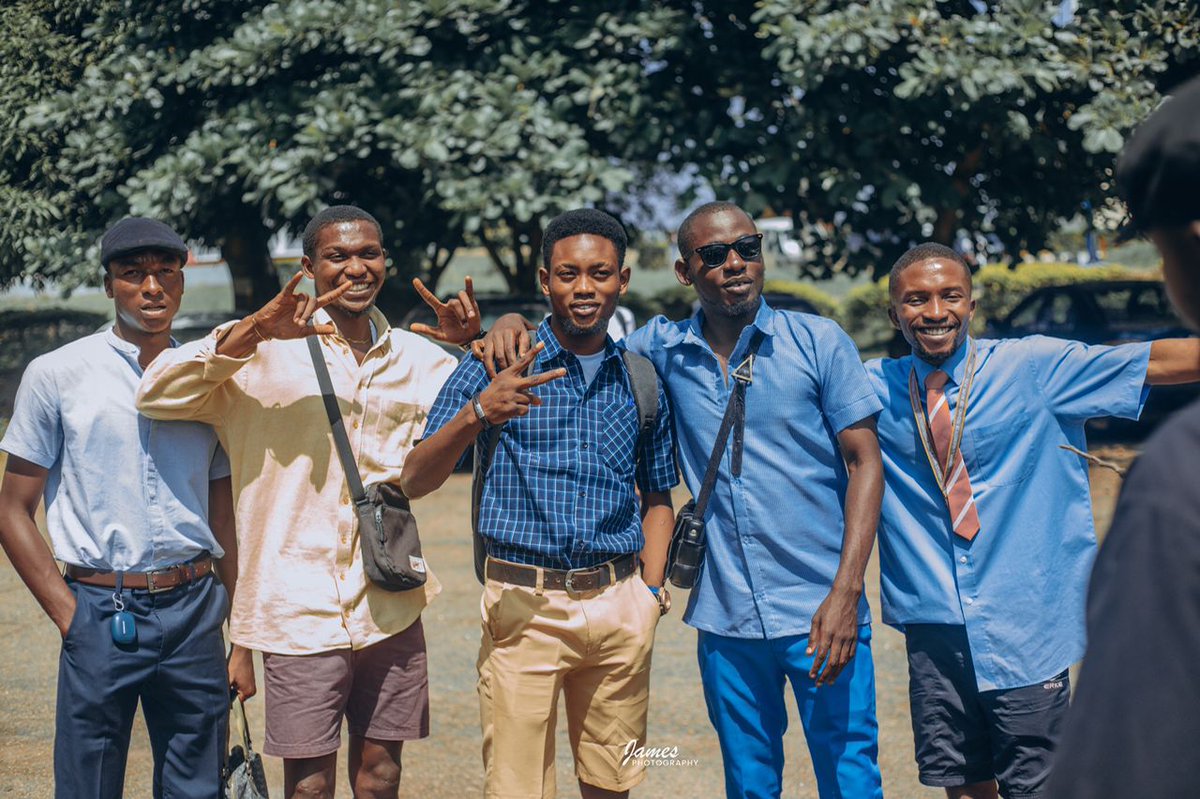 TheEpimelias's tweet image. Yesterday's back to school was so fun 

Memories were shared
#classinvicta #BacktoSchool #dgoldenset #AGE22