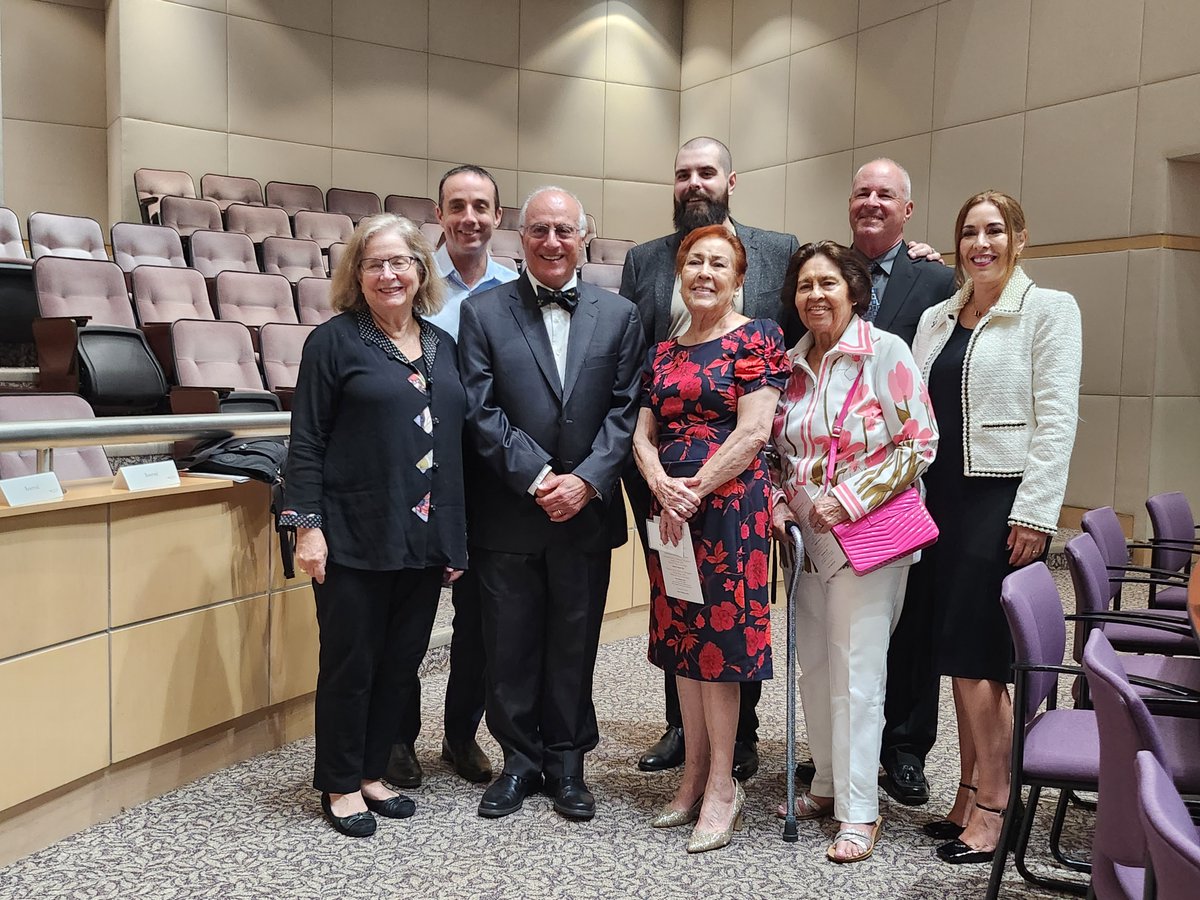 DrFNelsonMS tweet media