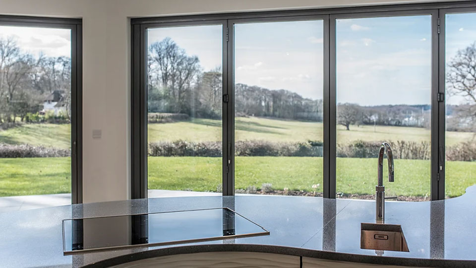ArchitectsDF's tweet image. With bifolds the challenge for architects has been finding the balance between performance, thermal efficiency and aesthetic appeal, but the SUNFLEX SF75ECO aluminium bifold door system from #IDSystems does just that. #Bifolds #Doors 

Read more here: ow.ly/152F30syaY8