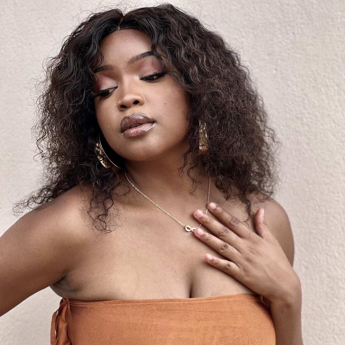 Cut from different cloth and different calibers.