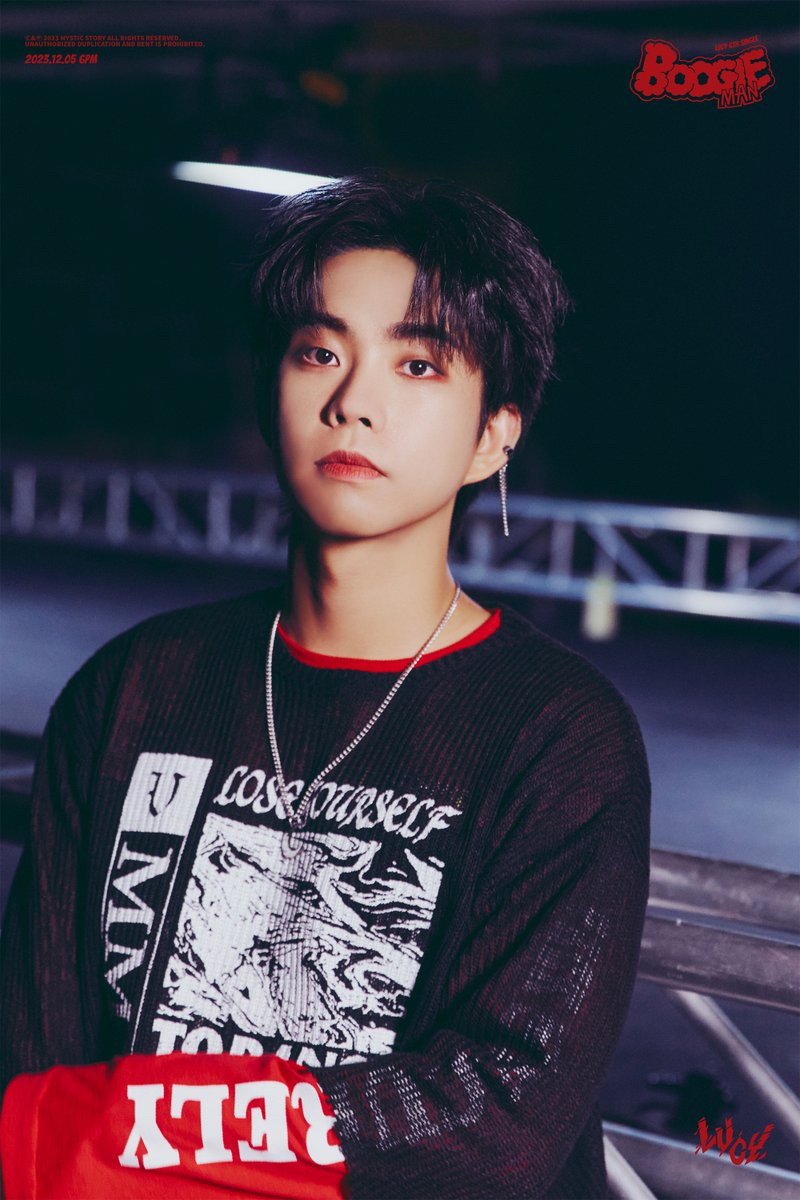 BANDLUCY_mystic's tweet photo. [#LUCY] 6th Single 'Boogie Man'
Official Photo 2 #최상엽

2023.12.05 6PM (KST)

#루시 #BoogieMan #부기맨 https://t.co/OPrgM8gckE