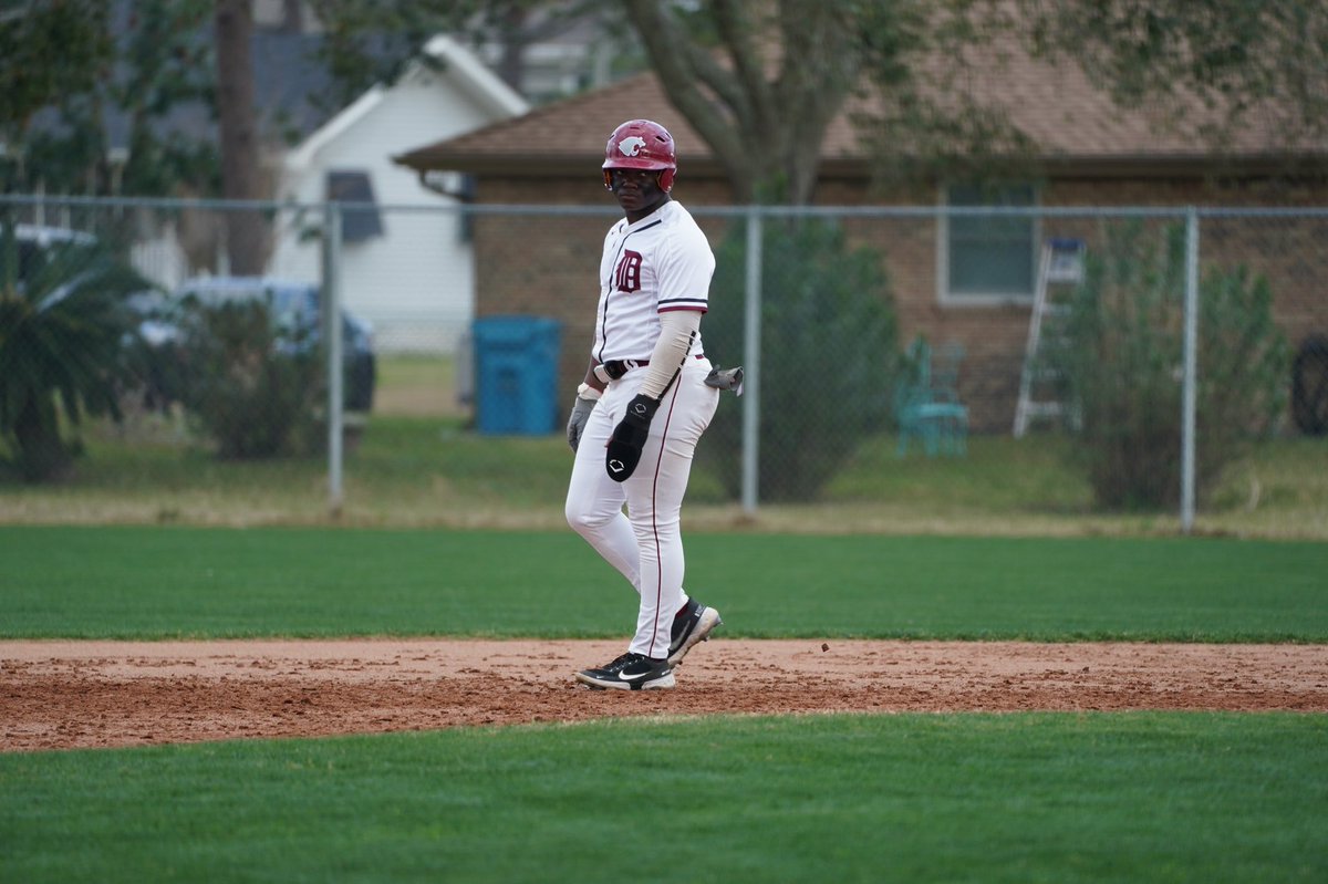 Destrehan HS Baseball (@destrehanbb) on Twitter photo Congratulations to one of our own on a great football career at Destrehan High School! He cemented himself as one of the best to suit up in the Garnet & Grey on the gridiron! We look forward to him doing the same on the diamond this spring! Special talent, better kid!
<a href="/YHumble24/">Shane’Beast Mode’Lee</a> Congratulations to one of our own on a great football career at Destrehan High School! He cemented himself as one of the best to suit up in the Garnet & Grey on the gridiron! We look forward to him doing the same on the diamond this spring! Special talent, better kid!
<a href="/YHumble24/">Shane’Beast Mode’Lee</a>