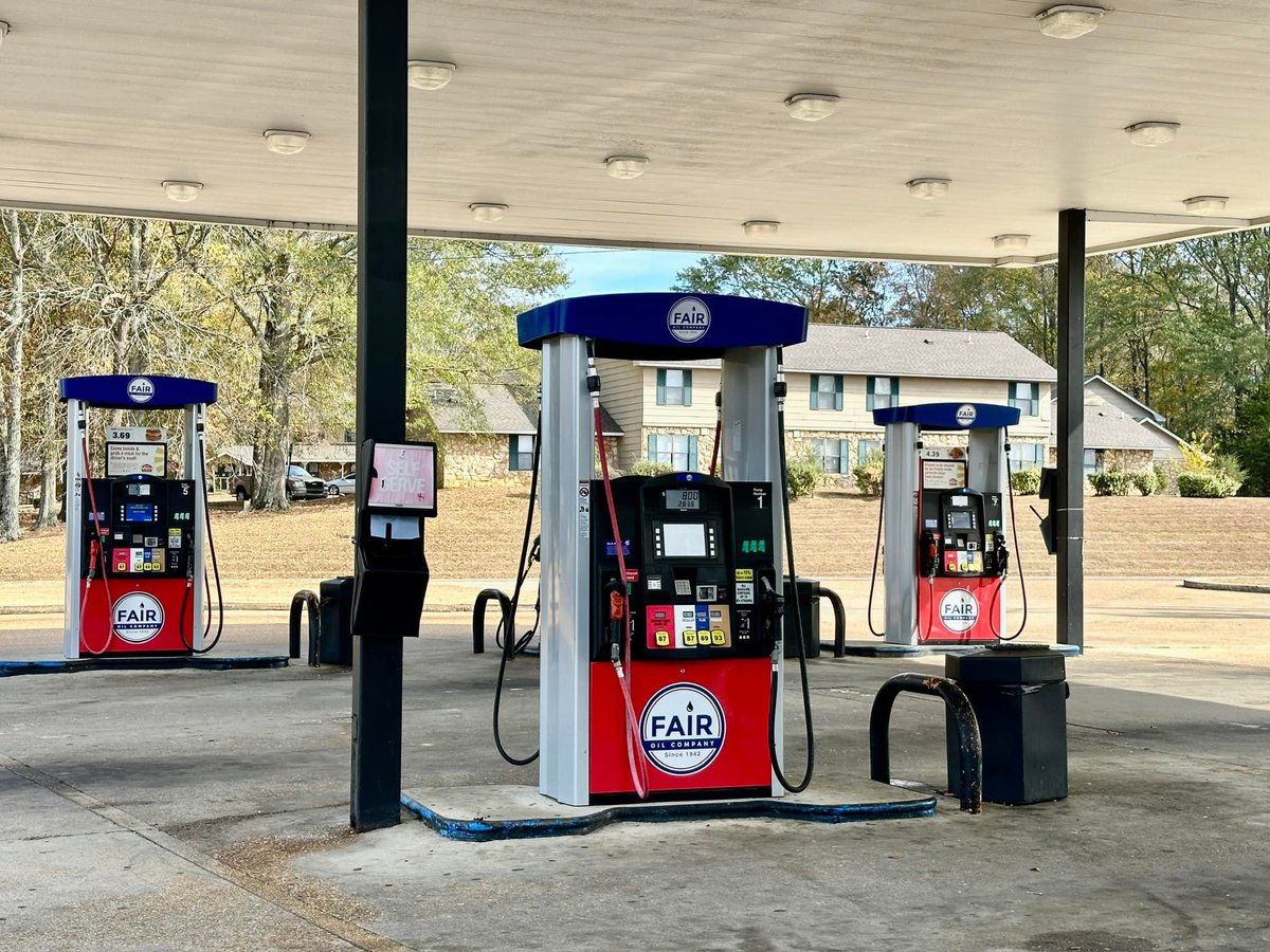 FairOil's tweet image. Fair Oil in Saltillo, MS will be one for the cleanest C-Stores you will ever stop in to visit. Great Pizza. Great Snacks. Friendly folks.
#FairOilFuelCard #FairOilCompany #FairFresh  #ServiceMatters