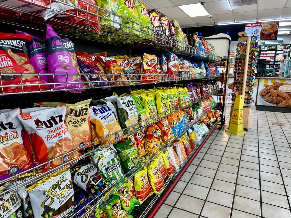 FairOil's tweet image. Fair Oil in Saltillo, MS will be one for the cleanest C-Stores you will ever stop in to visit. Great Pizza. Great Snacks. Friendly folks.
#FairOilFuelCard #FairOilCompany #FairFresh  #ServiceMatters