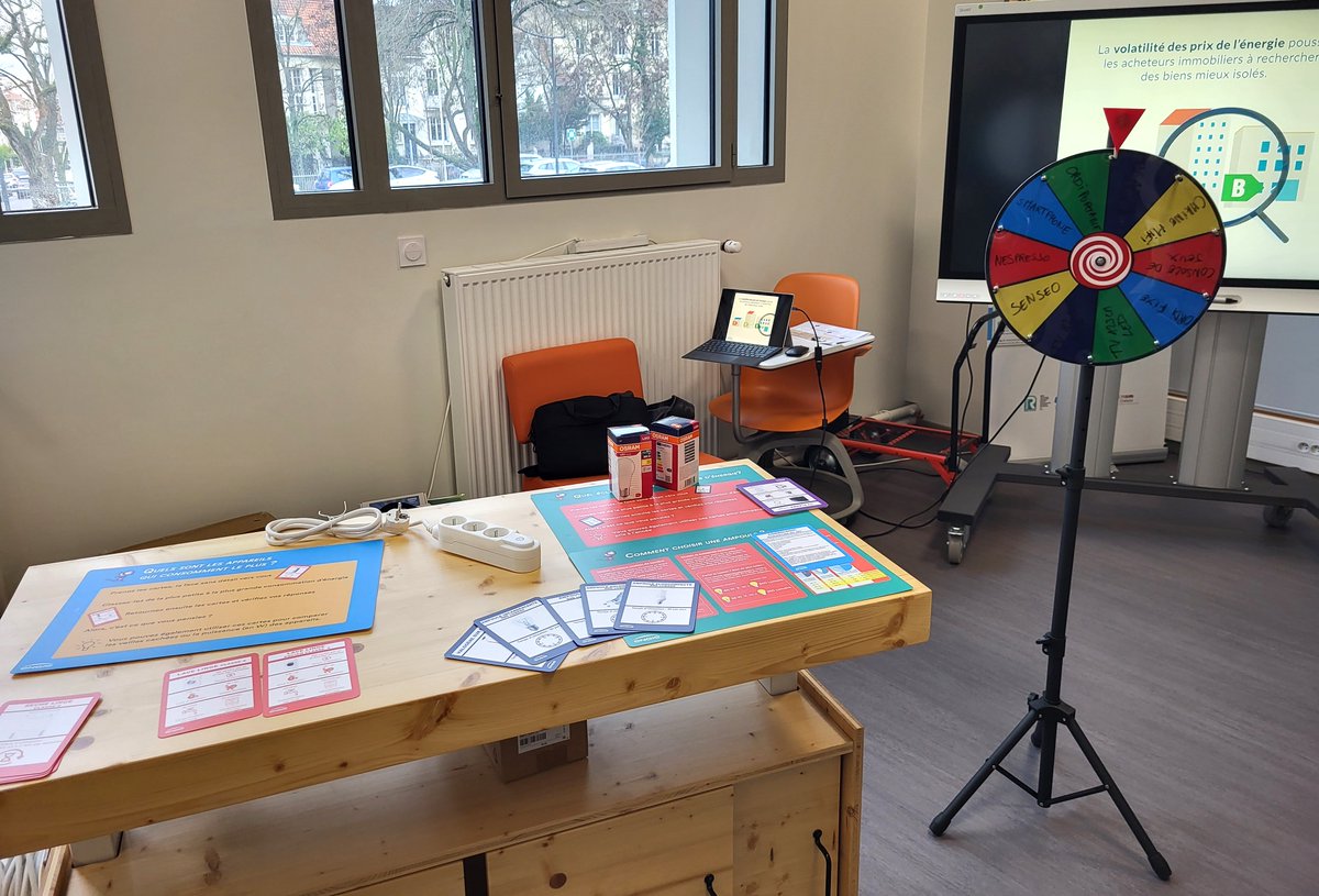 Apporter une information claire et transparente sur la #TransitionEnergétique , c’est ma mission 1ère😉
Aujourd’hui, c’est auprès du personnel de l’<a href="/acnancymetz/">Académie de Nancy-Metz</a>  et en partenariat avec l’<a href="/Udaf54/">UDAF 54</a> que j’ai animé nos ateliers pour consommer moins et mieux.
 #JAgisAvecENGIE