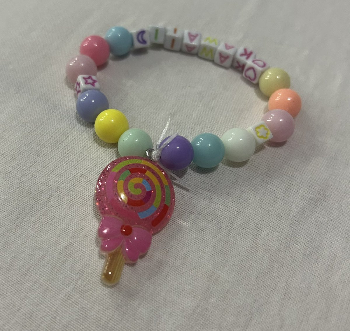 A lollipop in my beaded bracelet #beadjewelry #beads