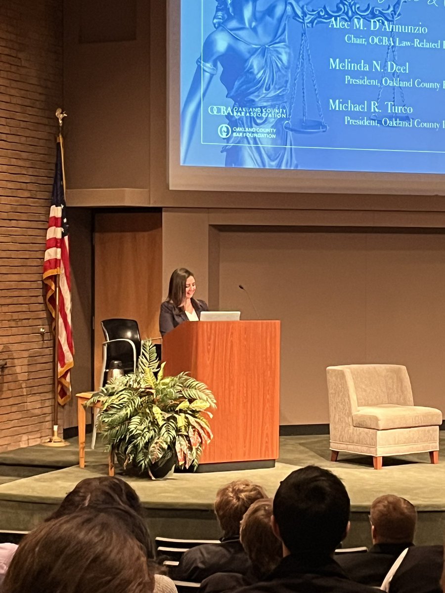 This morning, Melinda gave the opening remarks at the @OakBar Youth law Conference with keynote speaker @MISupremeCourt Justice @KyraHBolden. There were over 175 high school students in attendance from all over Oakland County introduced to careers in the law!