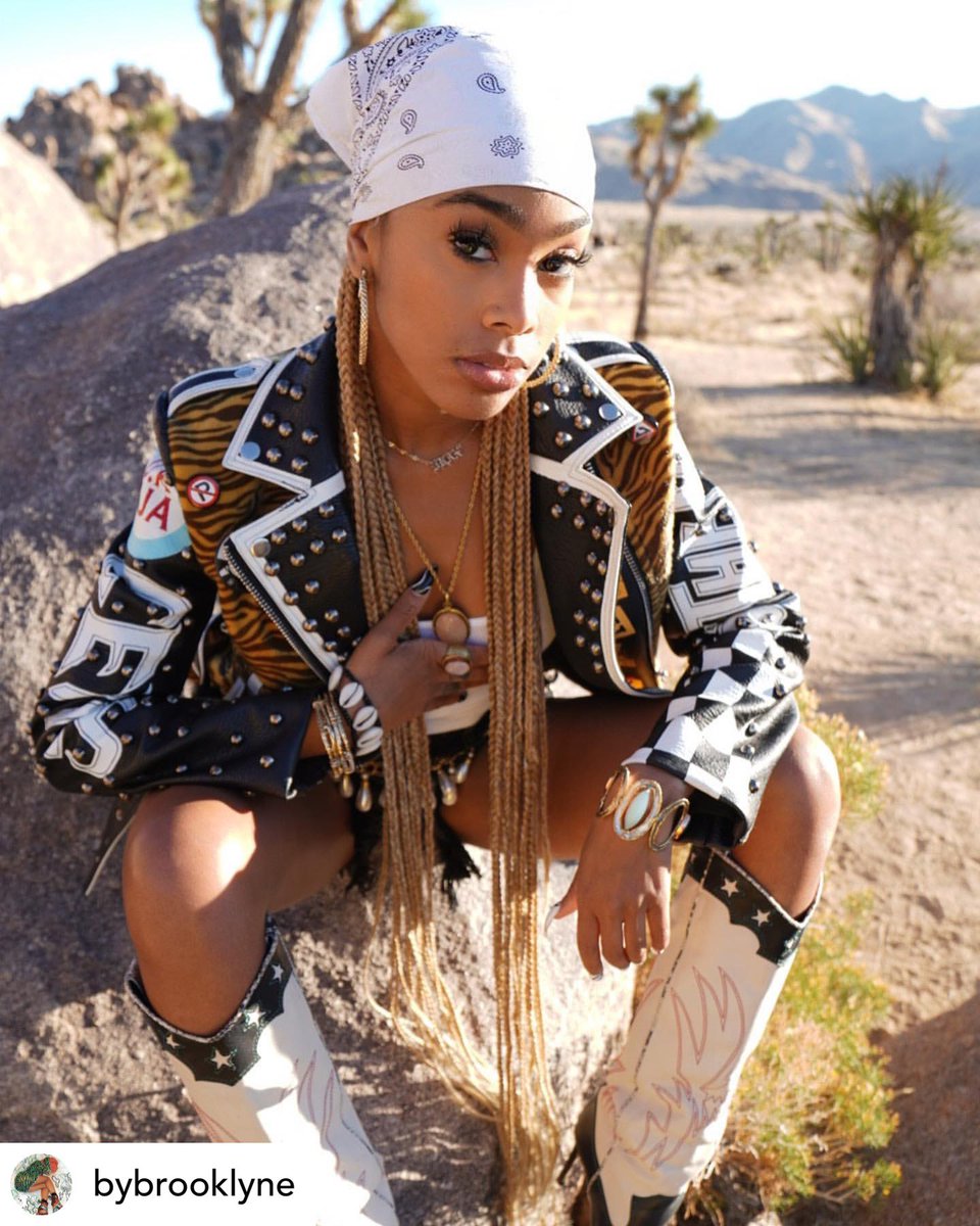 LetriciaLoftin's tweet photo. Family! You downloaded my Brooklyne’s spoken word album, and it was fire, right?! Get excited!!!!! You know how she does!!! Here’s her healing merch to enhance the experience!! What!!!!! Tea mugs, hand jewelry, plus… catch her Cyber Monday Sale!!!!! • @bybrooklyne https://t.co/4fX0jrw88J