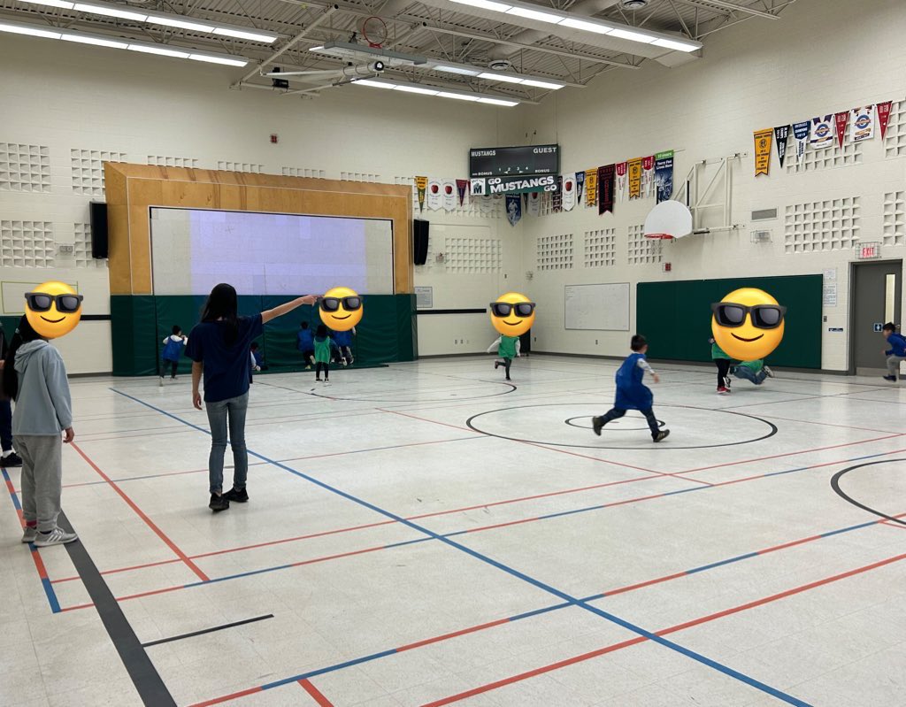 CorcoranMarlee's tweet image. Intramurals are happening @johnmccraeps every morning recess! Our Intramural Leaders are doing an amazing job of leading our kindergarten to grade 8 students in a variety of fun games each day!! Keep it up Mustangs! #intramurals #studentleaders #funforall