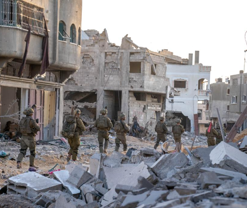 GiullyPeccini's tweet photo. Just heard about the attacks on Israeli troops in Gaza. 🚨 Hoping for a swift recovery for the injured soldiers and a return to peace in the region. #Israel #Gaza #PeaceInTheMiddleEast https://t.co/lSIzHFDQQ0