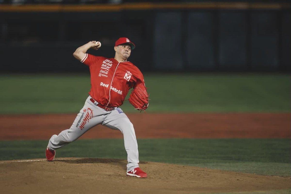 Don Manuel Flores (3-1) saldrá a la lomita por los <a href="/venados_mzt/">Venados de Mazatlán</a> 🦌 para enfrentar a Faustino Carrera (1-1) de los <a href="/yaquis_oficial/">Yaquis de Obregón 🏹</a> 🏹