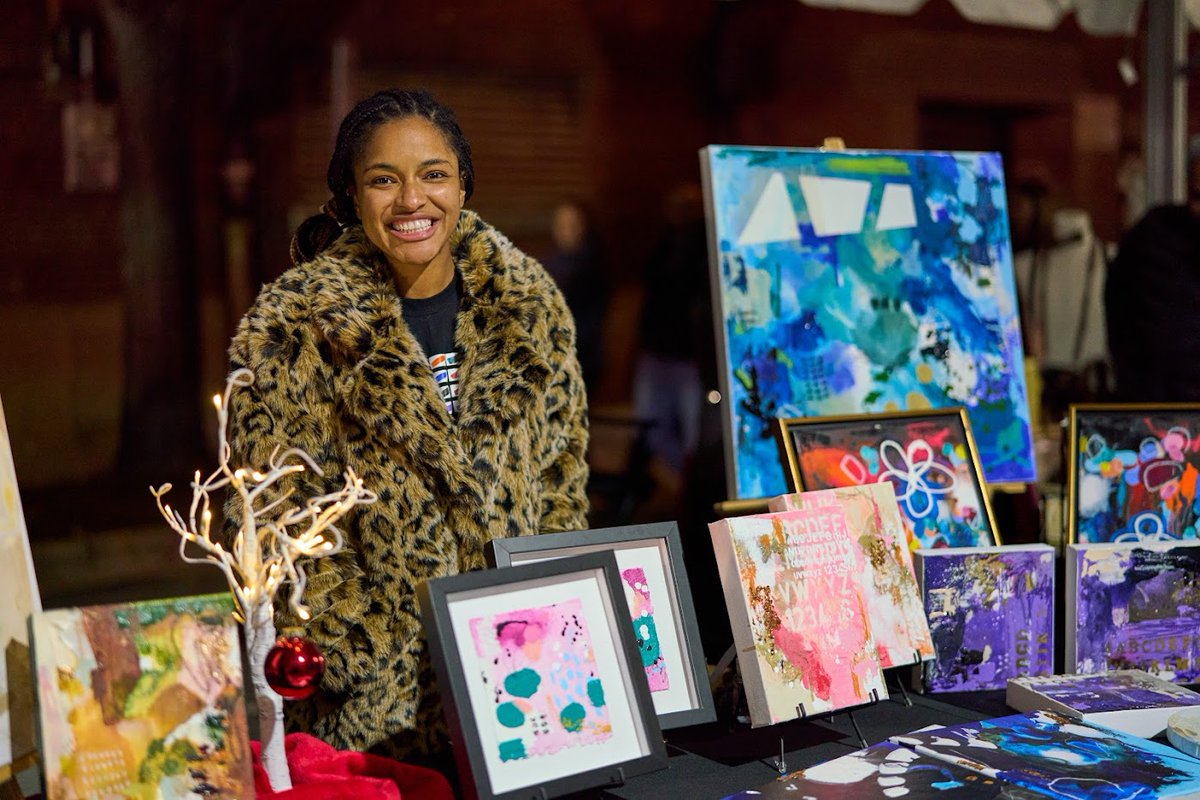 We're just a week away from everyone's favorite Victorian-themed holiday-season event, Dickens of a Christmas! Join the City of Spartanburg, SC's annual yuletide kickoff with food and drink vendors, a Christmas Market, and much more! 

cityofspartanburg.org/313/Dickens-of…