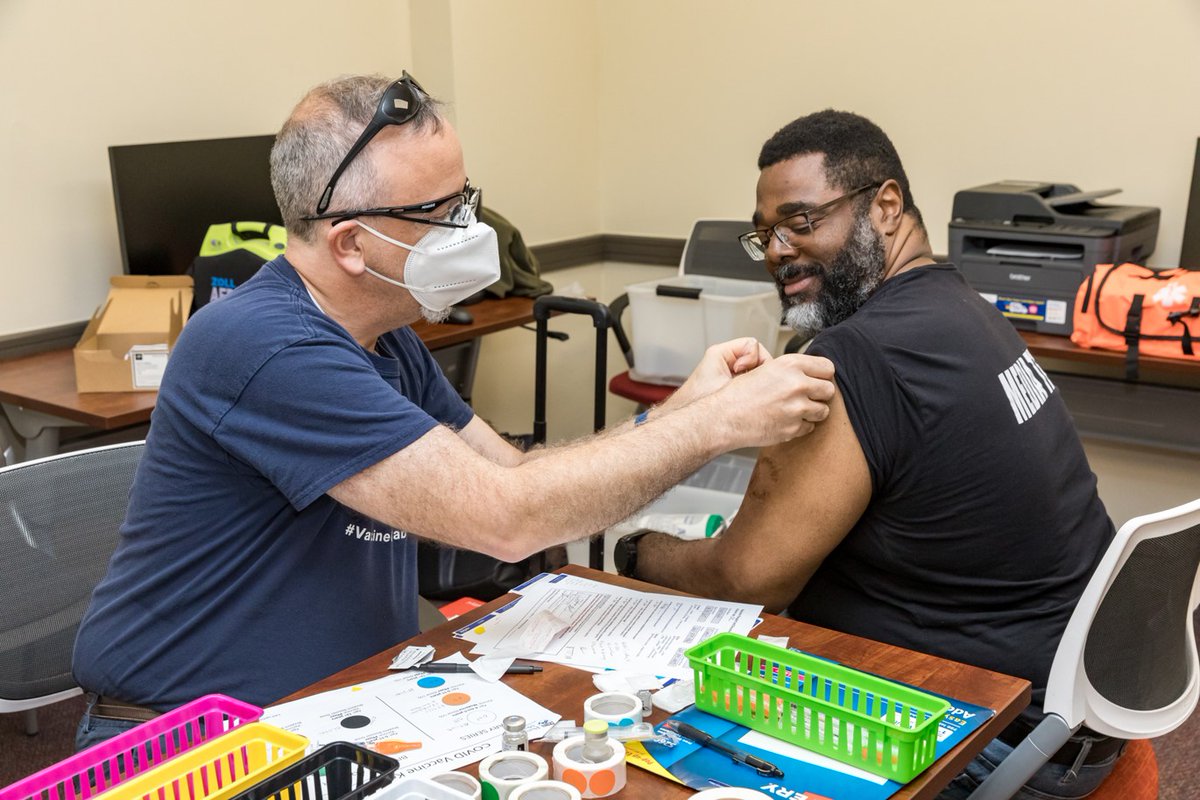 A healthy community benefits every person in it.

By investing in the health of the West Philadelphia community, you can ensure access to essential healthcare, disease prevention &amp; school-based health programs. 

Today is #GivingTuesday. Show your support: bit.ly/47x4K6Y