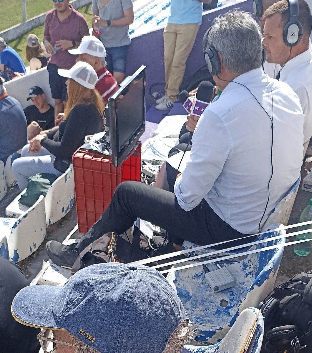 indiodelCAP's tweet photo. Fútbol uruguayo, no lo entenderías. https://t.co/WE4Z5xpz31