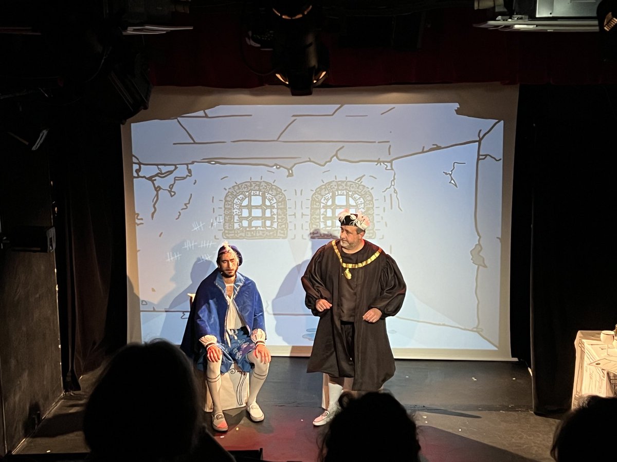 L’incroyable épopée de François 1er. Une pièce historique et drôle à voir au #théâtredelacontrescarpe 
Bravo @remimazuel ⁦<a href="/AlainPeron/">Alain Péron</a>⁩