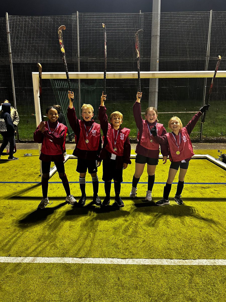 A huge congratulations to our Hockey team who came 2nd place this evening in the Tameside Catholic Sports Tournament! We are so proud of them! 🏑🥅🏑🥅