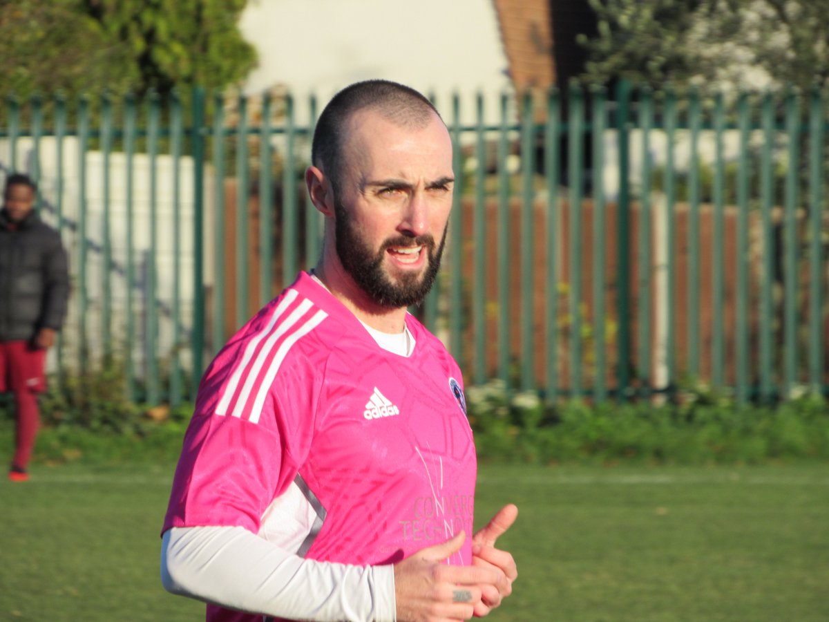 Buckhurst Way F.C. 🦌 tweet media