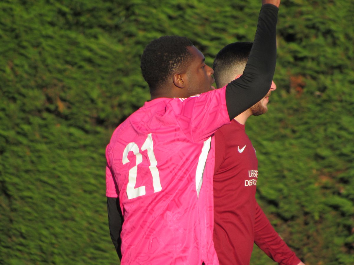 Buckhurst Way F.C. 🦌 tweet media