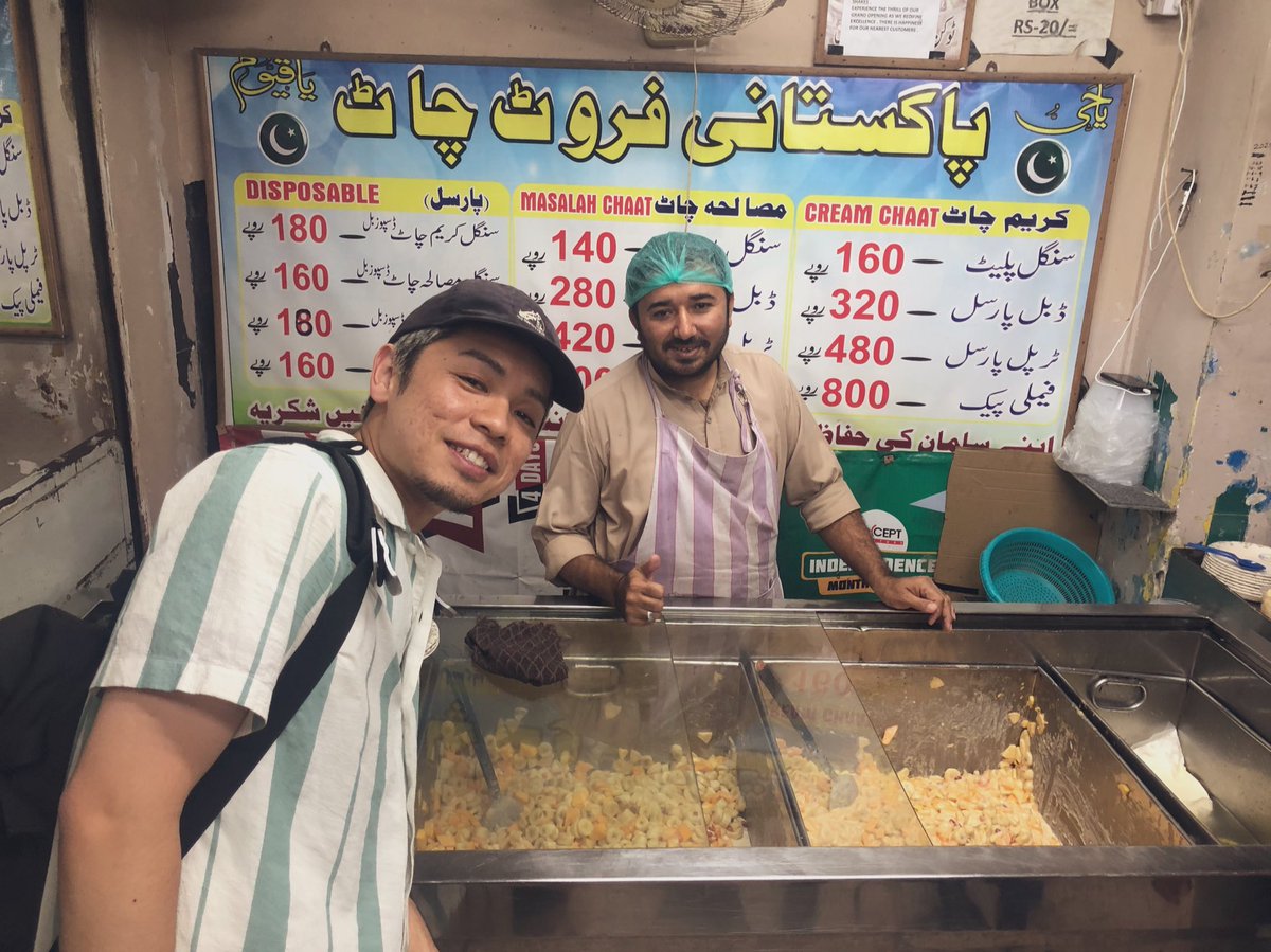 shojikenta's tweet photo. 今パキスタンにいます！🇵🇰
こんな優しくてホスピタリティある人いんのかよ。ってくらい良い人が多い。

世間が持つイメージと全然違う。
もちろん"色々"気をつける必要があるけど。これが私のアナザースカイ！って言えるくらい良き経験や、、

ライブも何本か決まっております🔥 https://t.co/GNAwVUaS24