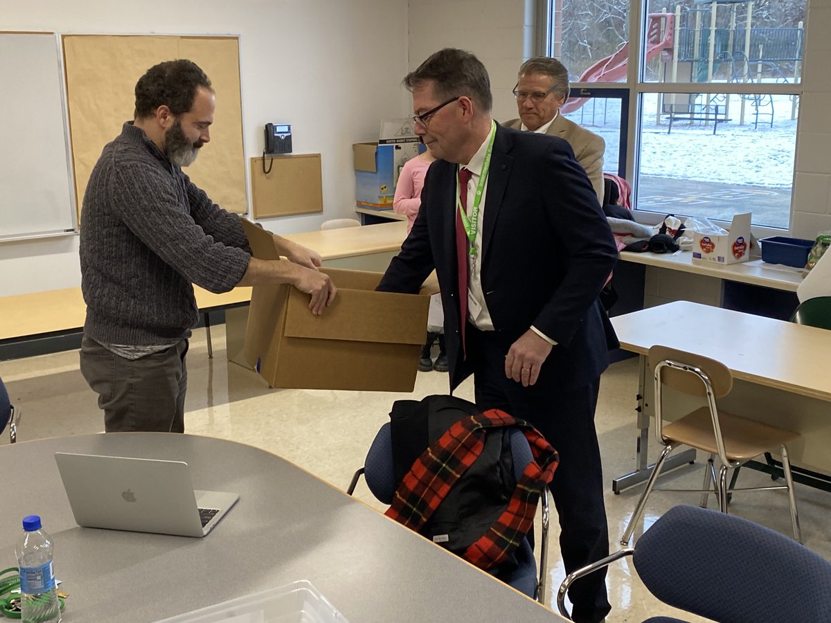 Woodland50News's tweet photo. Trimester 1 ROAR Raffle @d50intermediate 
Students earned ROAR tickets by making good choices, and entered their names into the prize boxes they hoped to win. Thank you to @VillageofGurnee Mayor Hood, @RobertMachak &amp; Wiley for celebrating these student leaders! #LifeintheW https://t.co/pAHJUHeF0h