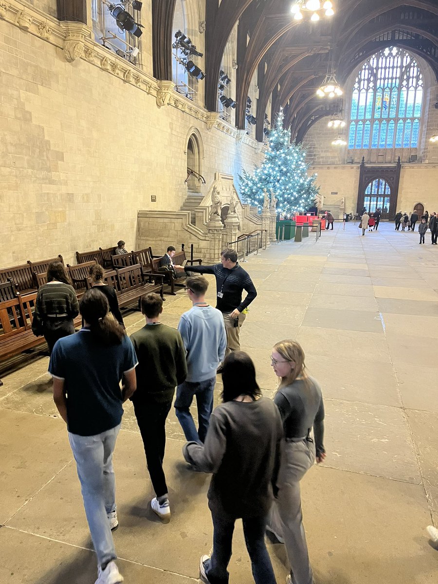 HumanitiesNC's tweet photo. Great visit to Parliament. We met our MP and the tour guide enjoyed it as much as us!! https://t.co/pCI9Xurzvc