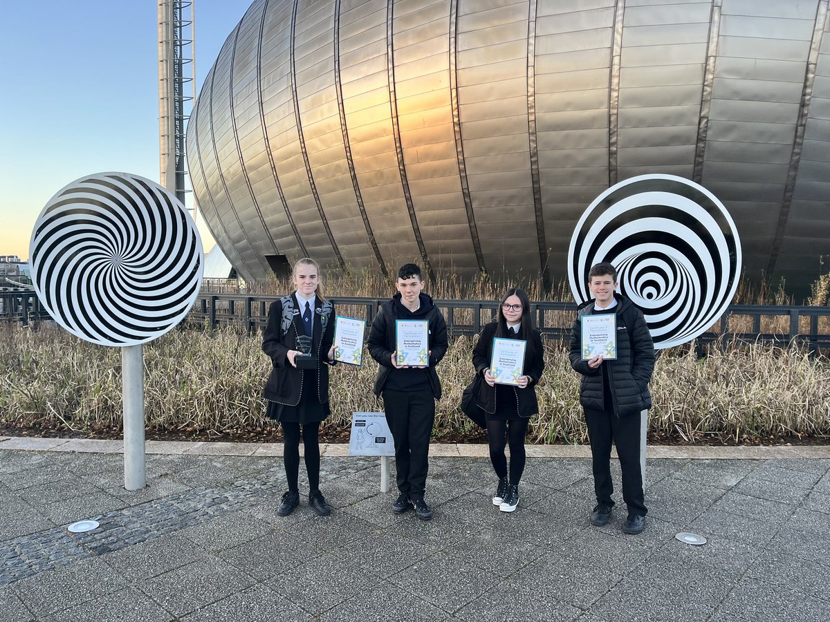 NDHS Maths Dept tweet media