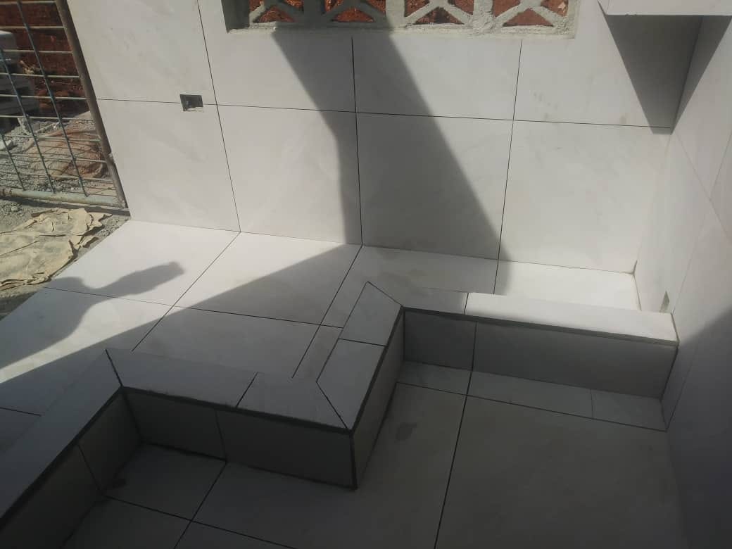 Trabajadores de la UEB Centro pertenecientes a la EMROH laboran con calidad en la Solución de Abasto de hoteles Rancho Luna y Pasacaballos.
#EMROHab #vamosxmas