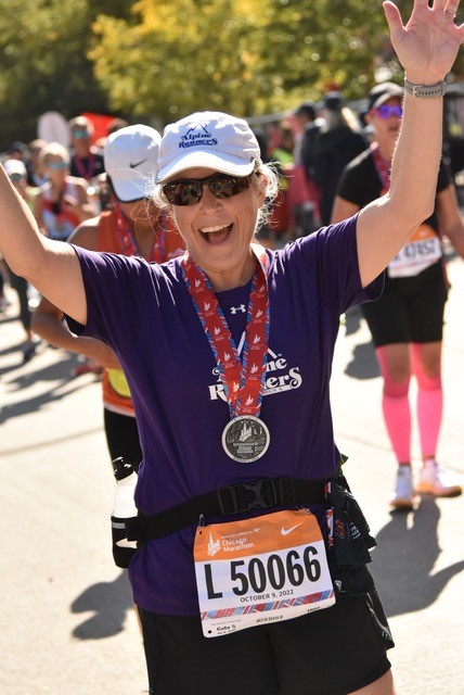 Hale1918's tweet photo. #TeamHale members running the #BostonMarathon: Dominic and Rachel are part of a group of runners and fundraisers working to make a #HaleEducation available to more learners and build awareness of the nature and achievement gaps. #GivingTuesday @RTuerck 
https://t.co/AYlYWwlymV https://t.co/5INKilSrTY