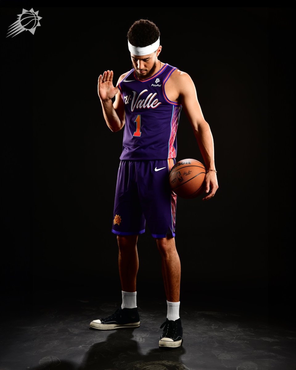 1MISSIONorg's tweet photo. This #GivingTuesday we're partnering with the @Suns to make a lasting difference in the lives of the families we serve.

Give $25, enter to win a Devin Booker EL VALLE jersey + a signed Booker print. Each increment of $25 = an additional entry. Join us!

https://t.co/wXpiU8V7zR https://t.co/oVXuuMfq8M